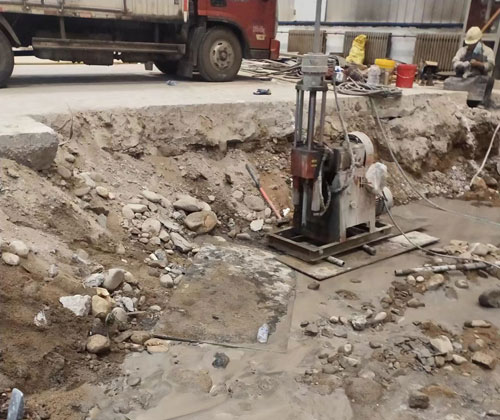 西华公路下沉压浆